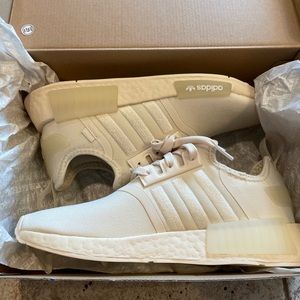 Adidas’s NMD_R1 Women’s shoes Brand new